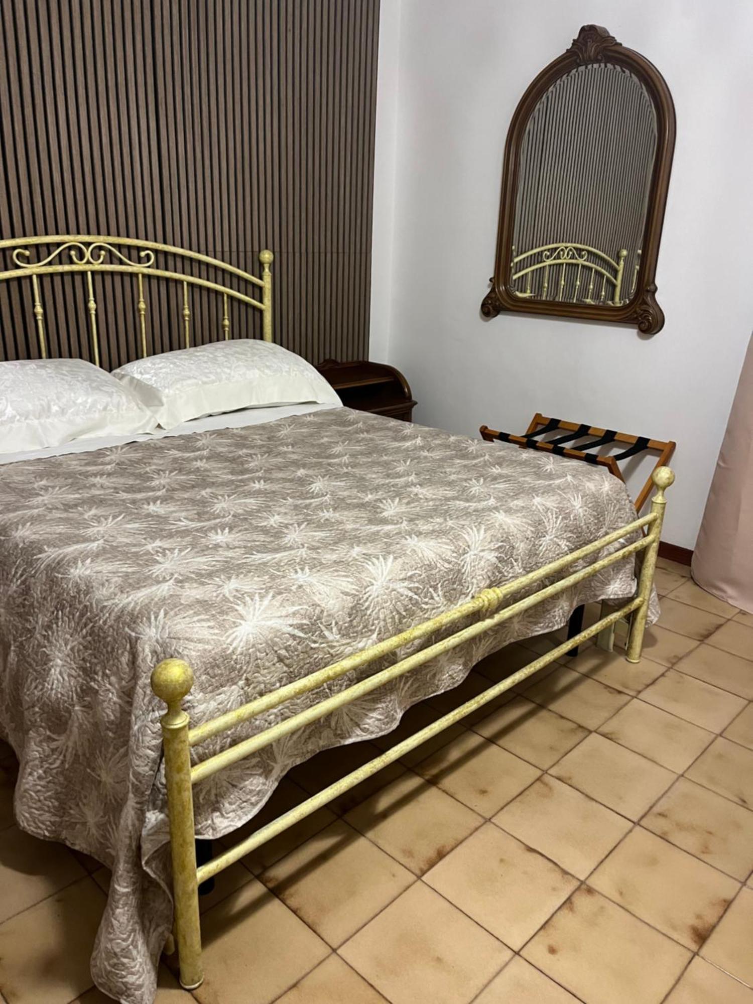 Da Adriana Guesthouse 圣特雷莎加卢拉 外观 照片