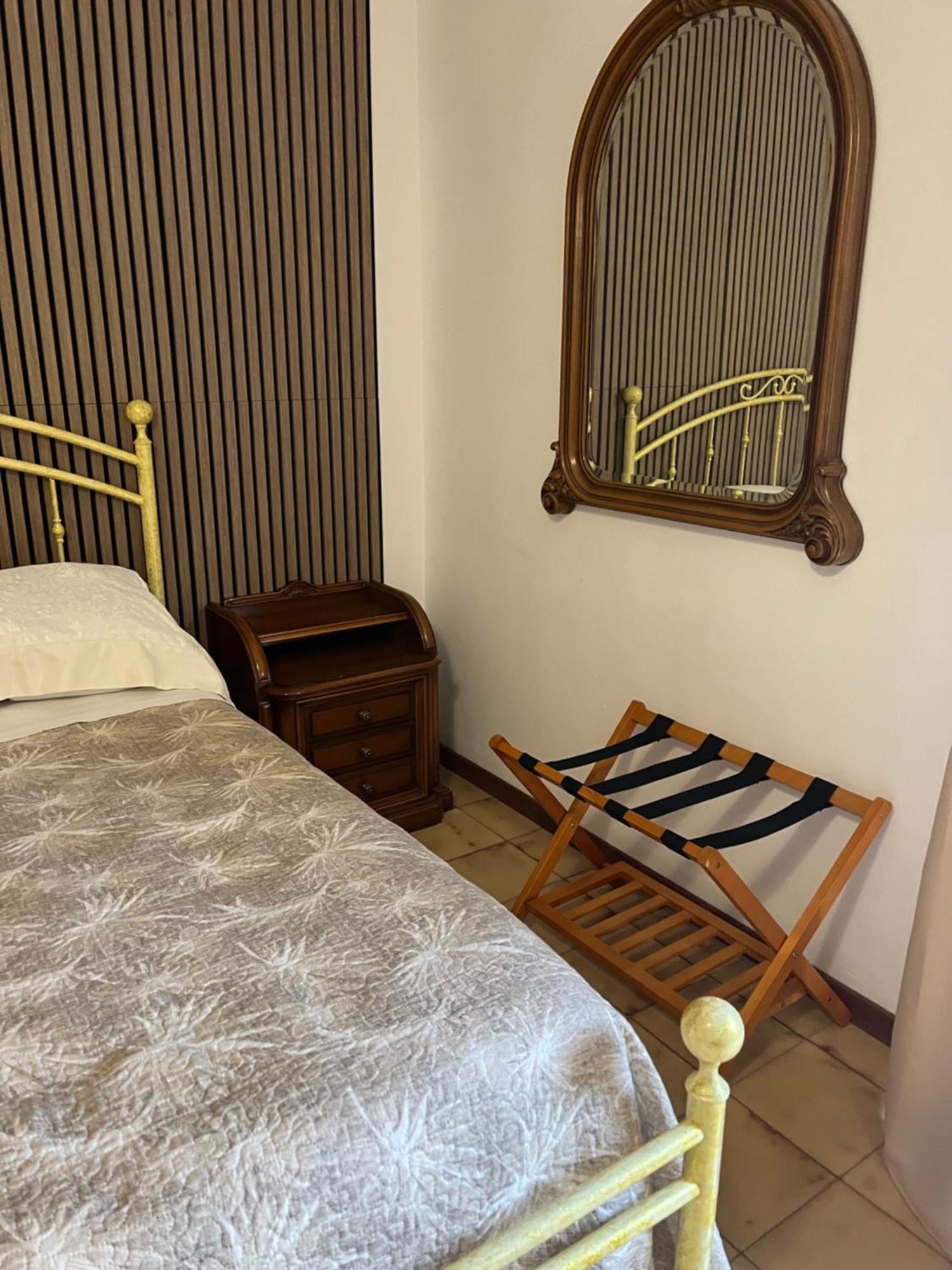 Da Adriana Guesthouse 圣特雷莎加卢拉 外观 照片