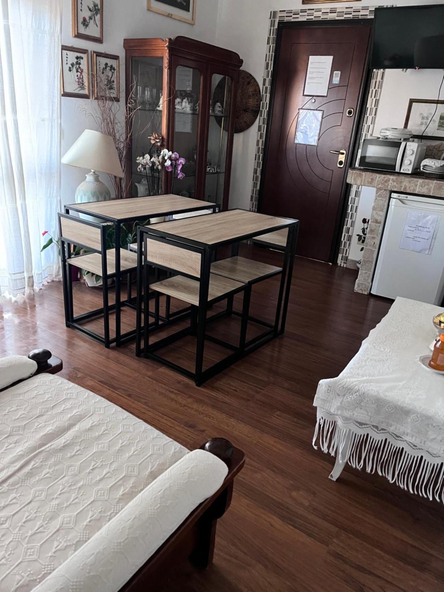 Da Adriana Guesthouse 圣特雷莎加卢拉 外观 照片